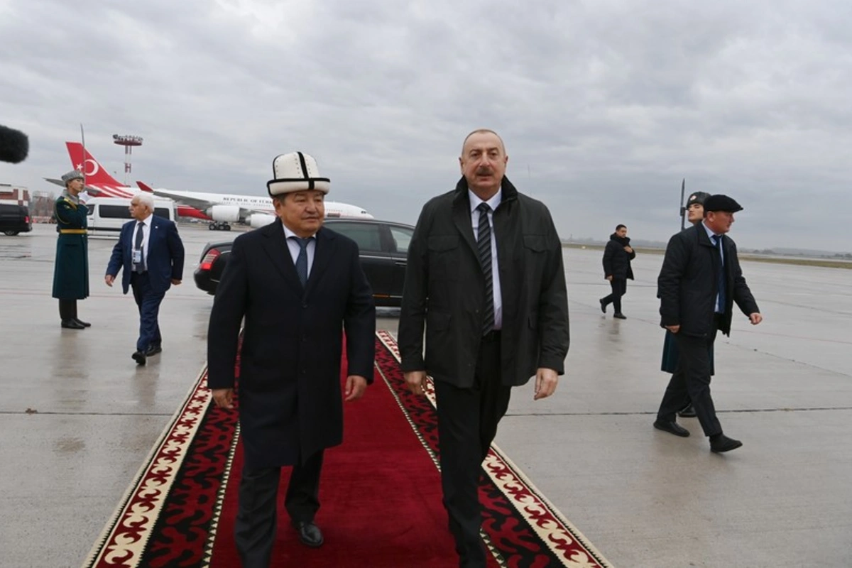 Prezident İlham Əliyevin Qırğızıstana səfəri başa çatıb Prezident İlham Əliyevin Qırğızıstana səfəri başa çatıb
