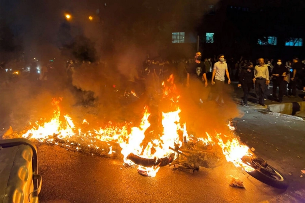 İranda etirazlar zamanı ölənlərin sayı 572 nəfərə çatıb