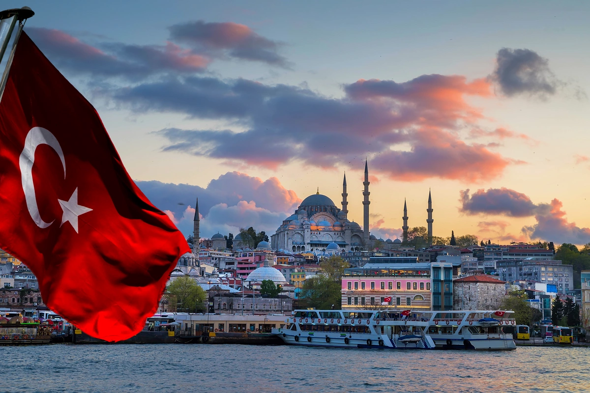 Турция побила рекорд по доходам от туризма