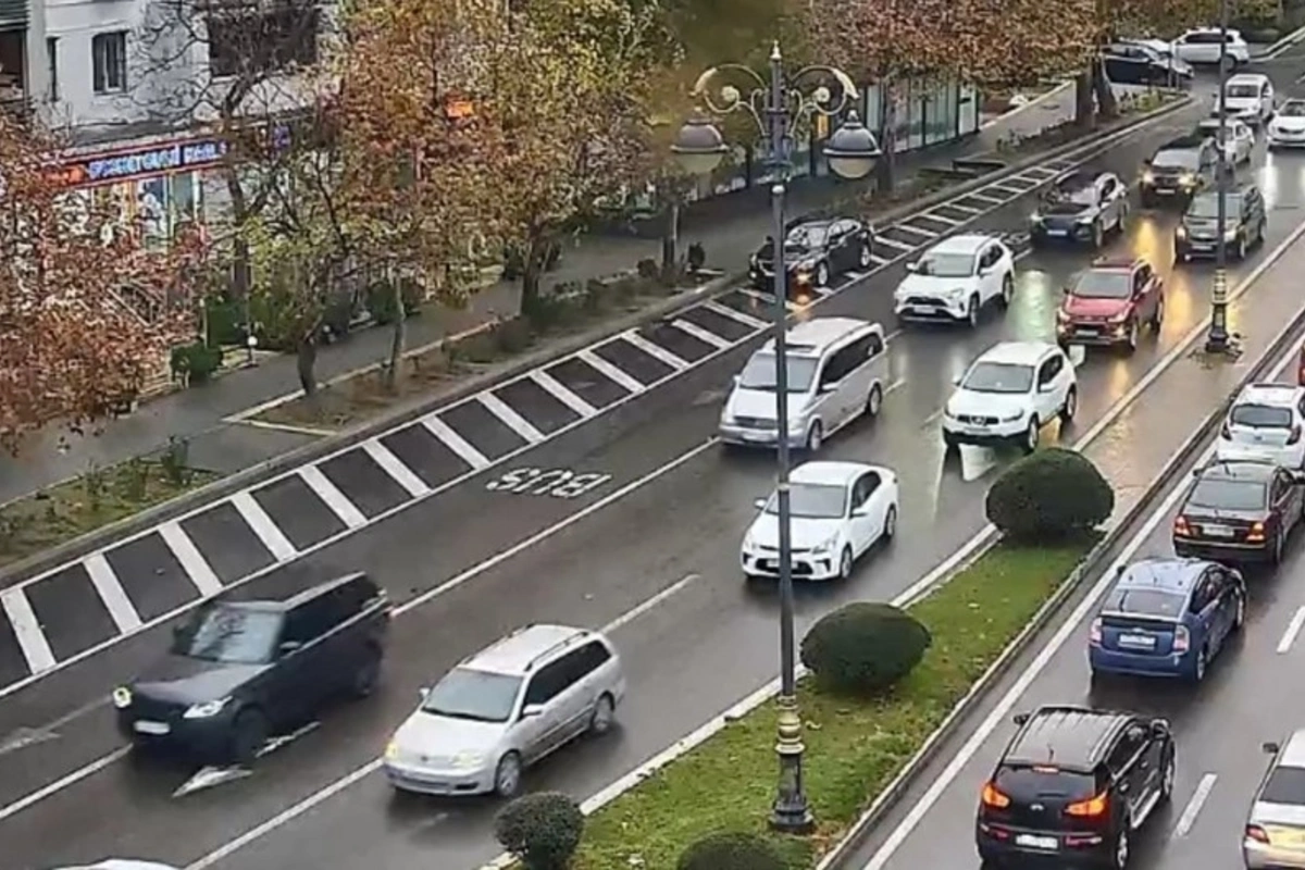 Bakıda tıxac olan yollar açıqlanıb