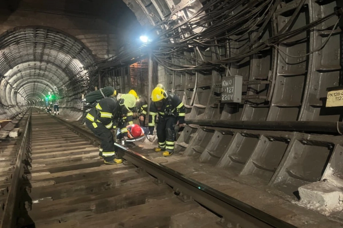 FHN metroda təlim keçirib