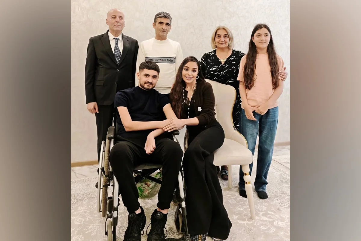 Leyla Əliyeva Vətən müharibəsi qazisi Rəvan Əzizovla görüşüb