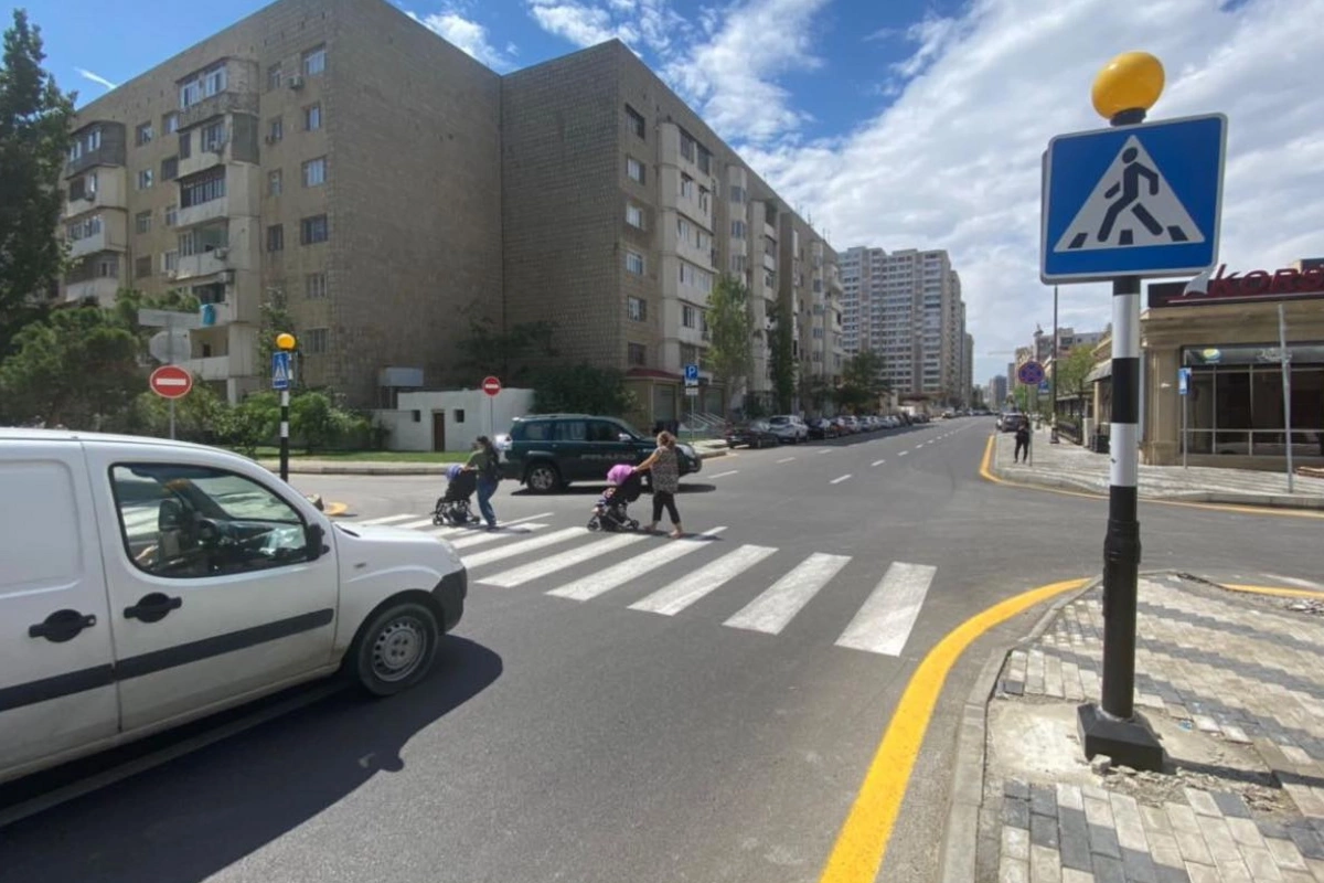 Deputat: Yolu keçən bir piyadaya görə avtomobilin saxlaması yolverilməzdir