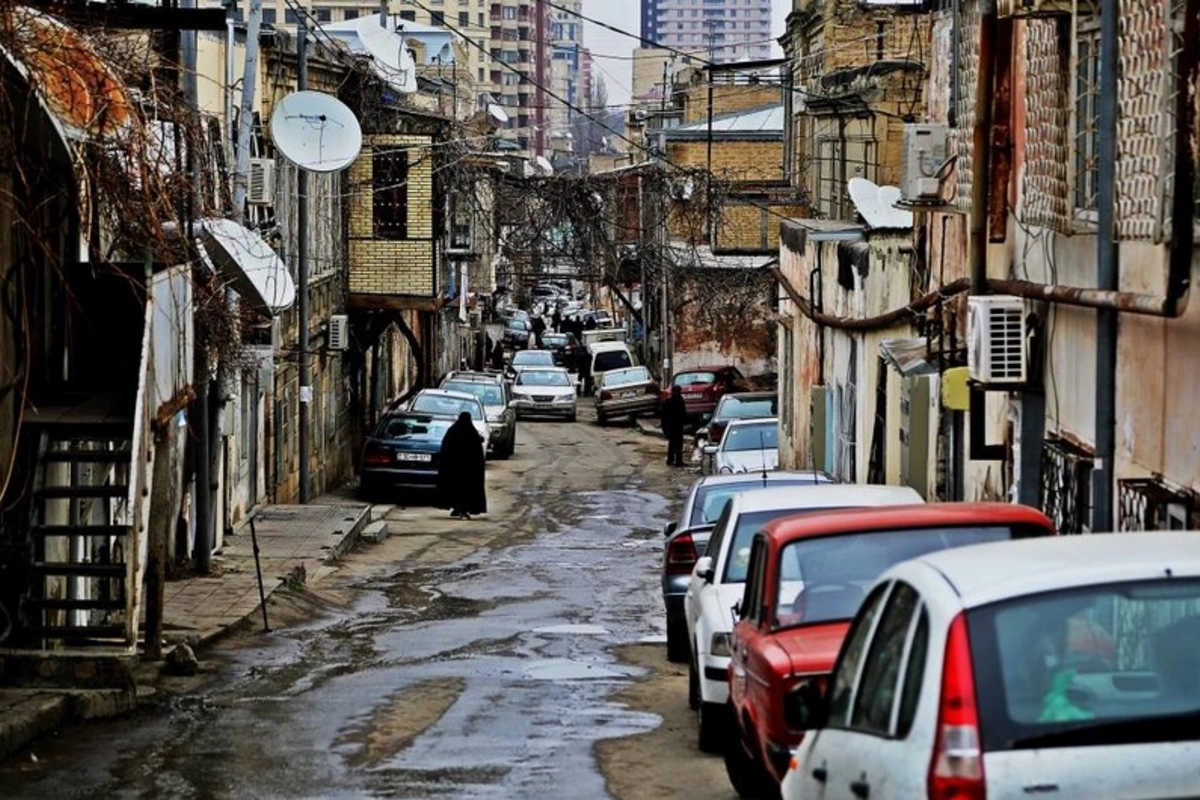 "Sovetski"də tarixi bina sökülür?