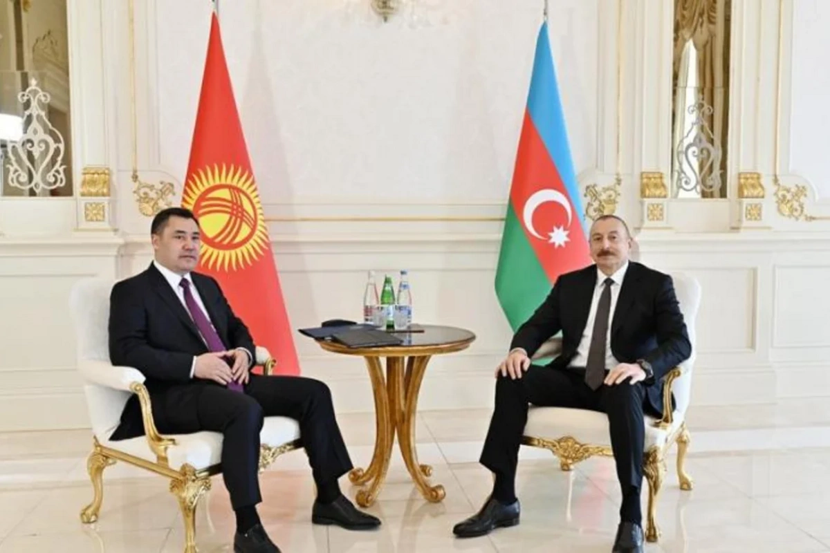 A one-on-one meeting was held between the President of Azerbaijan and the President of Kyrgyzstan