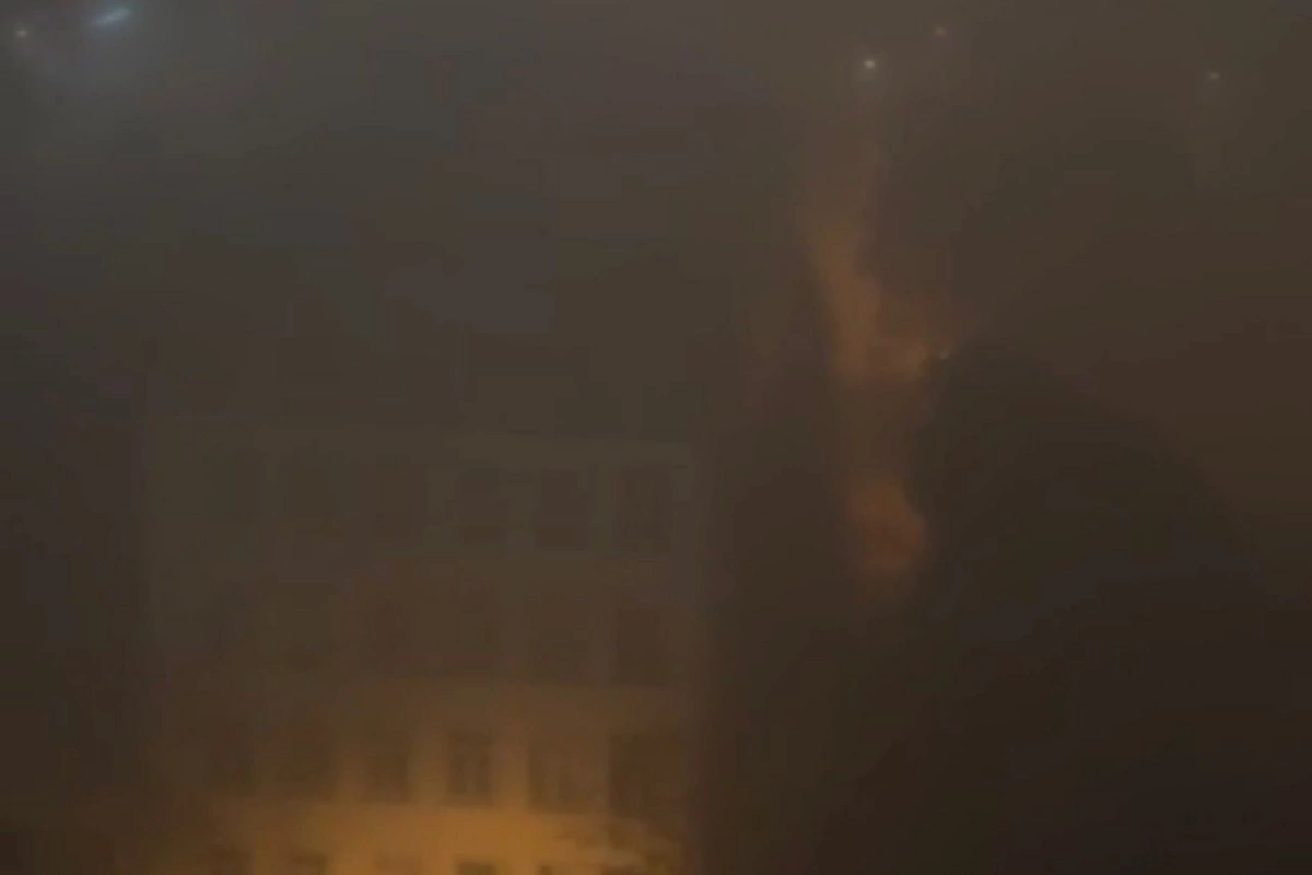 Bu gecə Bakıda nə baş verib?