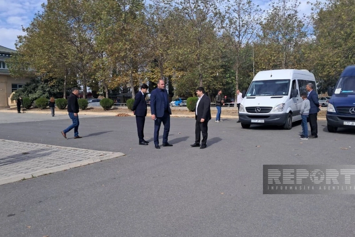 Ağdərənin Həsənriz kəndinə növbəti köç karvanı çatıb