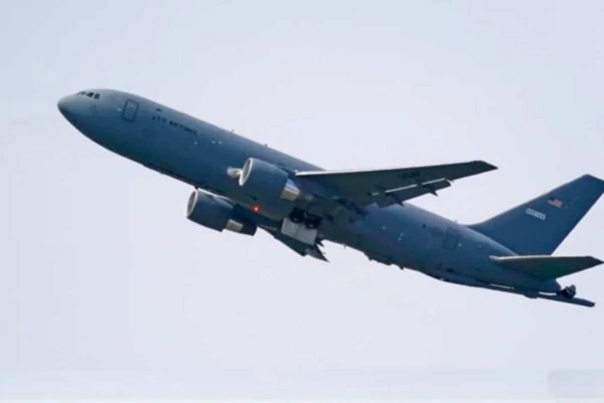 An American military aircraft flew over the Persian Gulf