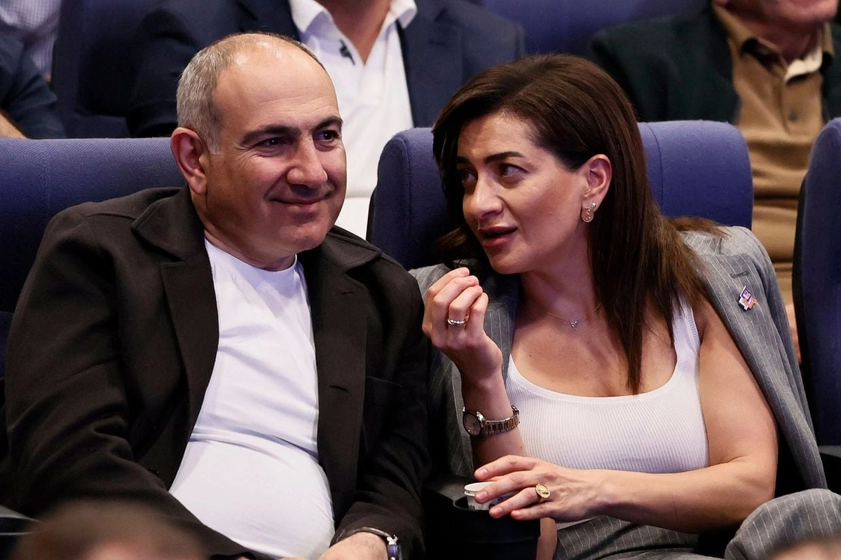 Nikol Pashinyan officially got married