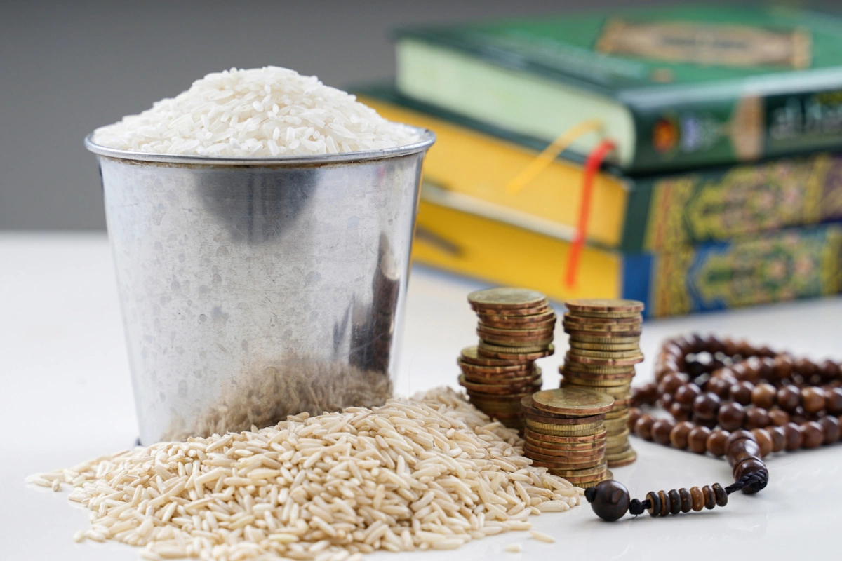 Fitrə zəkatı nə vaxt və nə qədər verilməlidir? - VACİB AÇIQLAMA