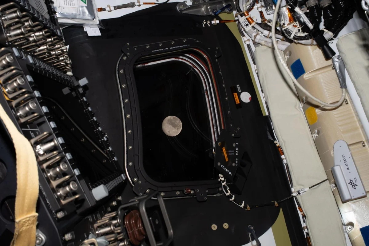 The Orion spacecraft has entered the gravitational zone of the Moon