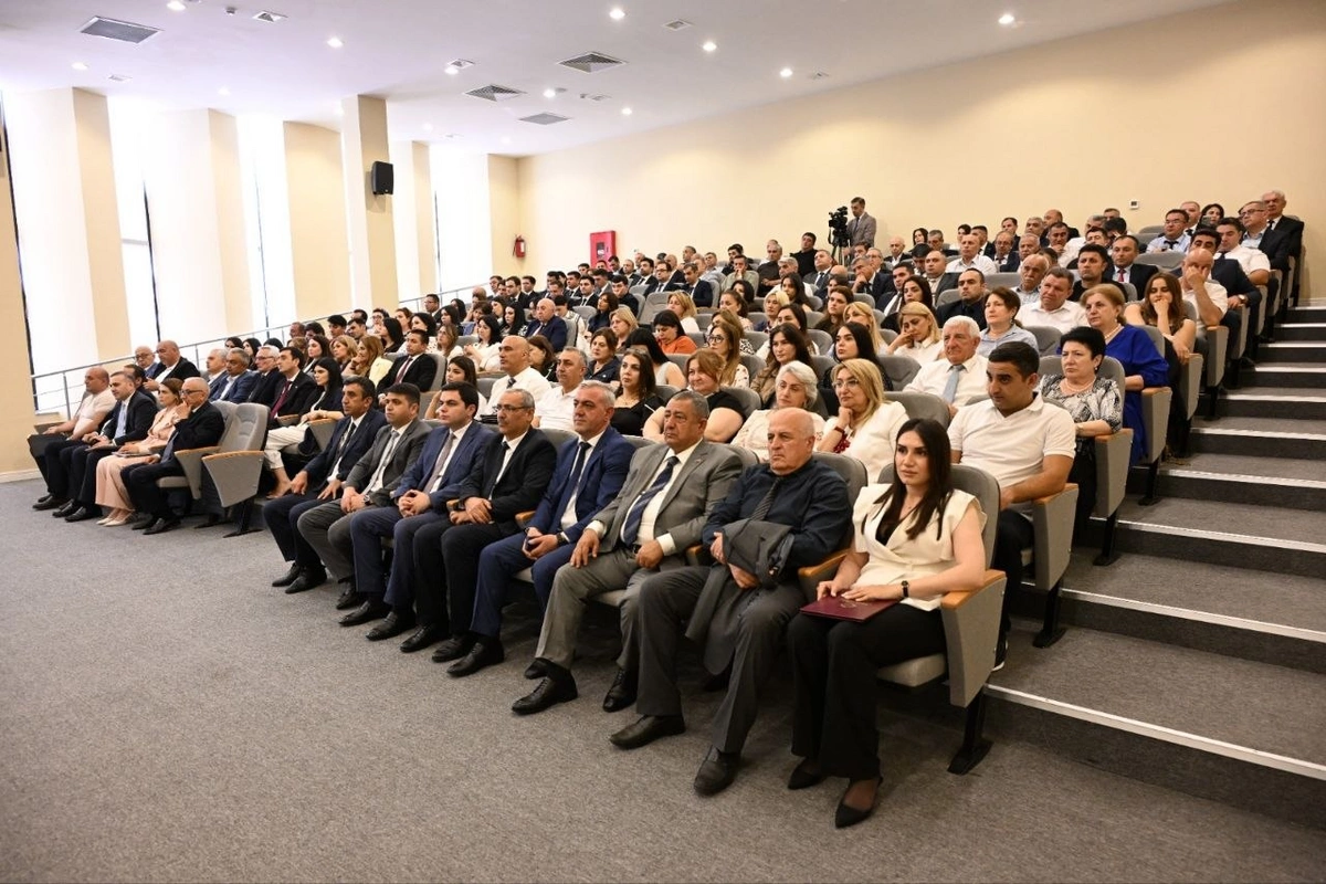 AHİK-in təşkilatçılığı ilə İnsan Hüquqları Gününə həsr olunmuş tədbir keçirilib