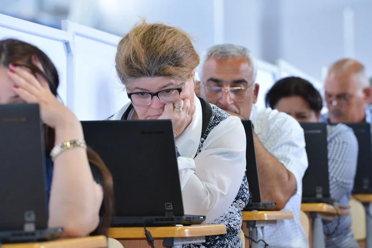 Müəllimlərin işə qəbulu üzrə vakansiya seçimi mərhələsinə başlanılır