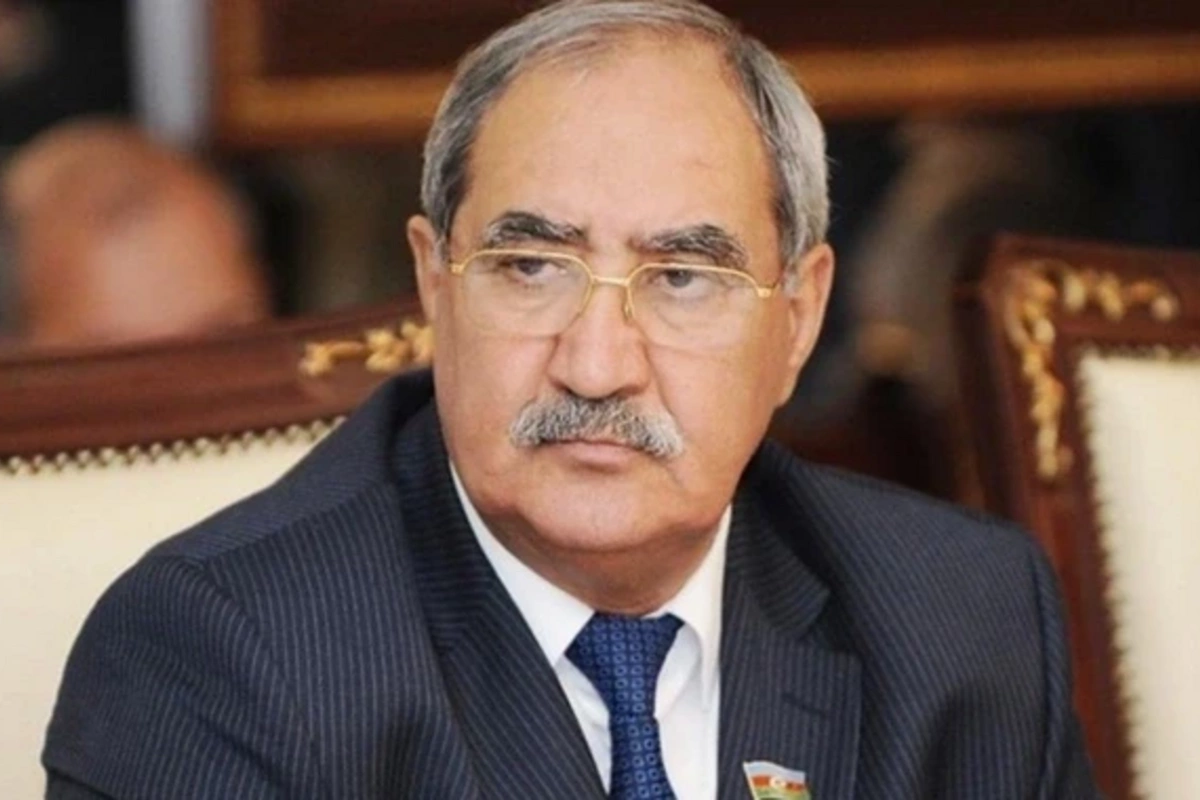 Fəzail Ağamalının səhhəti pisləşdi - Təcili həkim gətirildi Fəzail Ağamalının səhhəti pisləşdi - Təcili həkim gətirildi