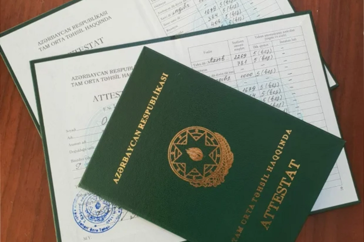 Bakıdakı məktəbdə şagirdlərdən attestat üçün 20 manat yığılır? - İDDİA Bakıdakı məktəbdə şagirdlərdən attestat üçün 20 manat yığılır? - İDDİA