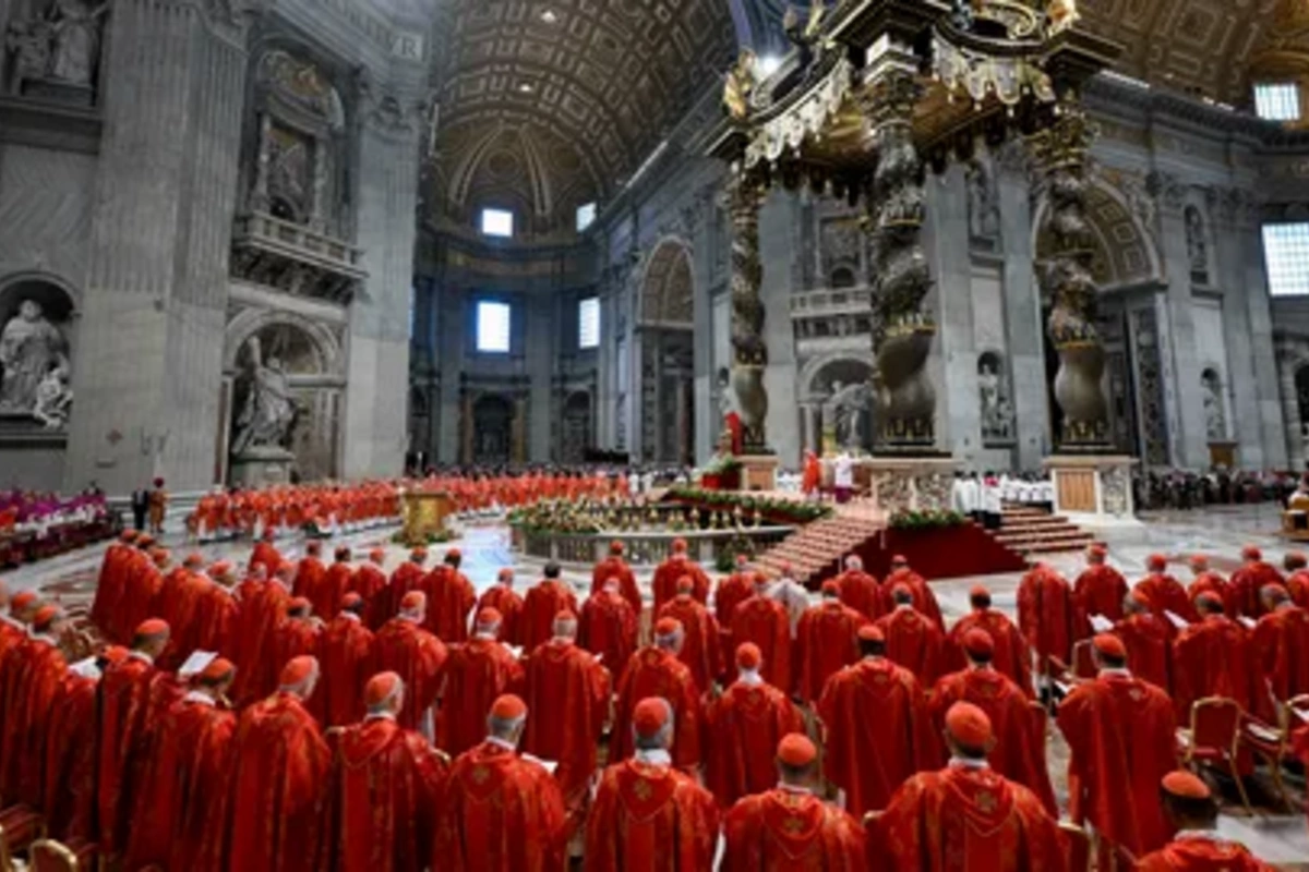 The election of the Pope has begun
