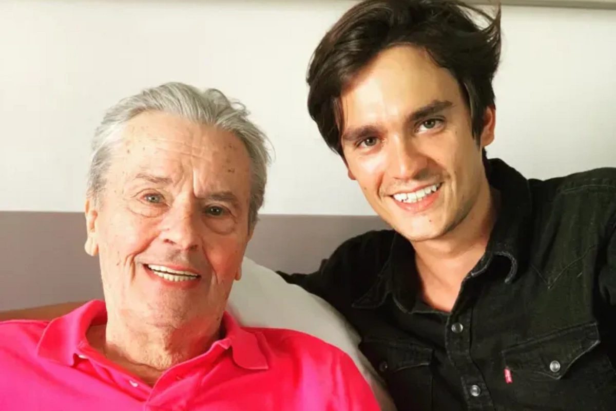 Alain Delon's youngest son demands that his father's will be declared invalid Alain Delon's youngest son demands that his father's will be declared invalid