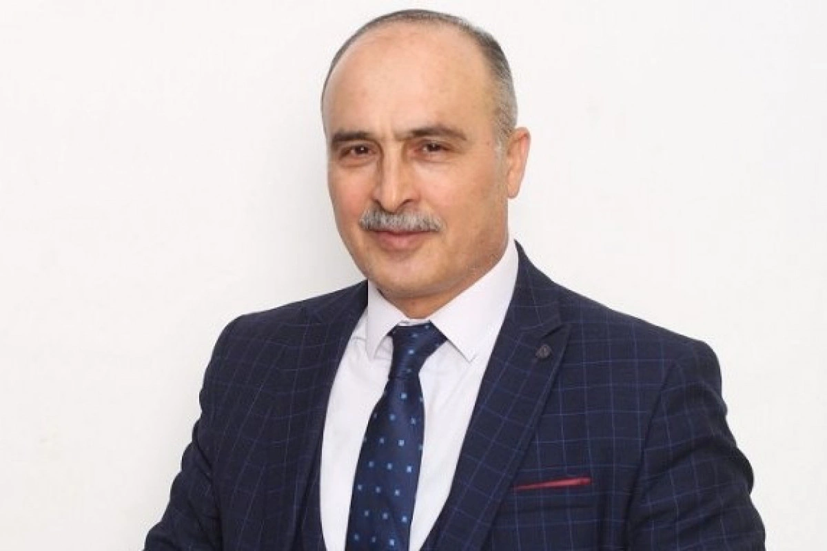 Hürriyyətin baş redaktoru Vüqar Məmmədov həbs edildi Hürriyyətin baş redaktoru Vüqar Məmmədov həbs edildi