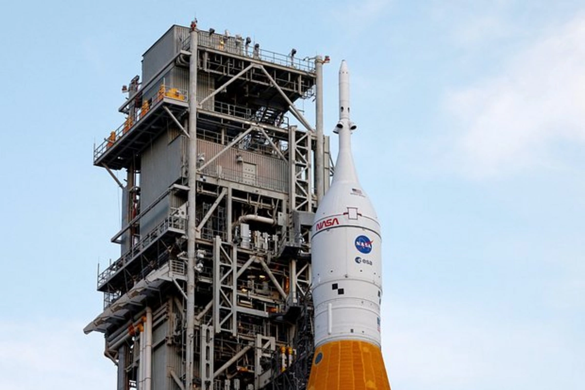 ABŞ Aya enişini ləğv etdi