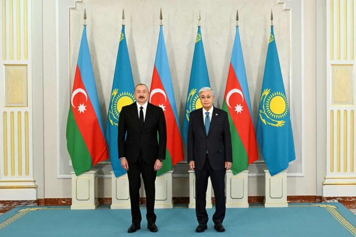 İlham Əliyev Qazaxıstan Prezidentini Azərbaycana səfərə dəvət edib İlham Əliyev Qazaxıstan Prezidentini Azərbaycana səfərə dəvət edib
