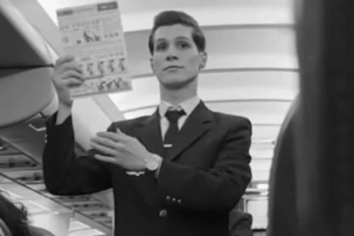 Ural Airlines şirkətin bort bələdçisi Ramin Ağayev də HƏLAK OLUB Ural Airlines şirkətin bort bələdçisi Ramin Ağayev də HƏLAK OLUB