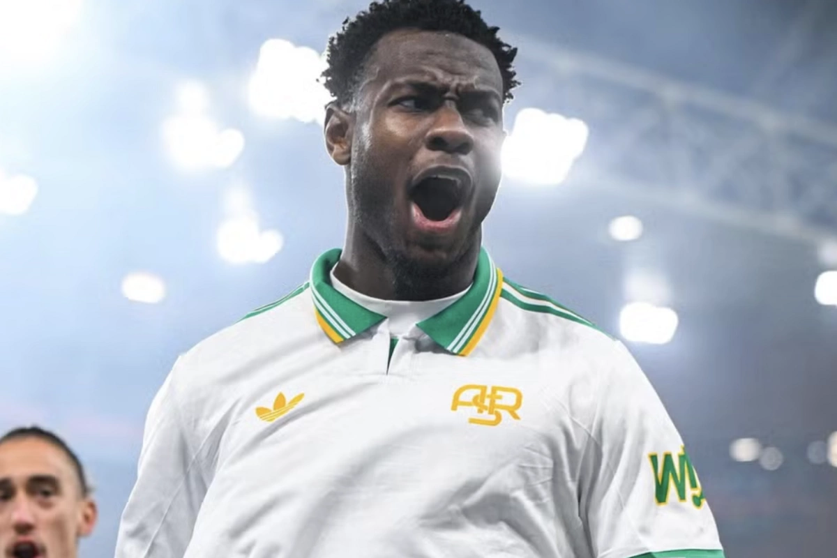 Barselona klubu Romadan müdafiəçi almaq istəyir