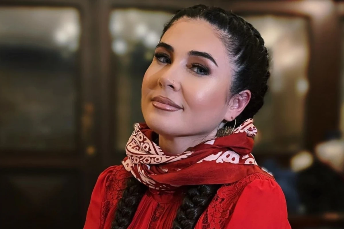 Elnarə Xəlilova buna görə toylara getmir