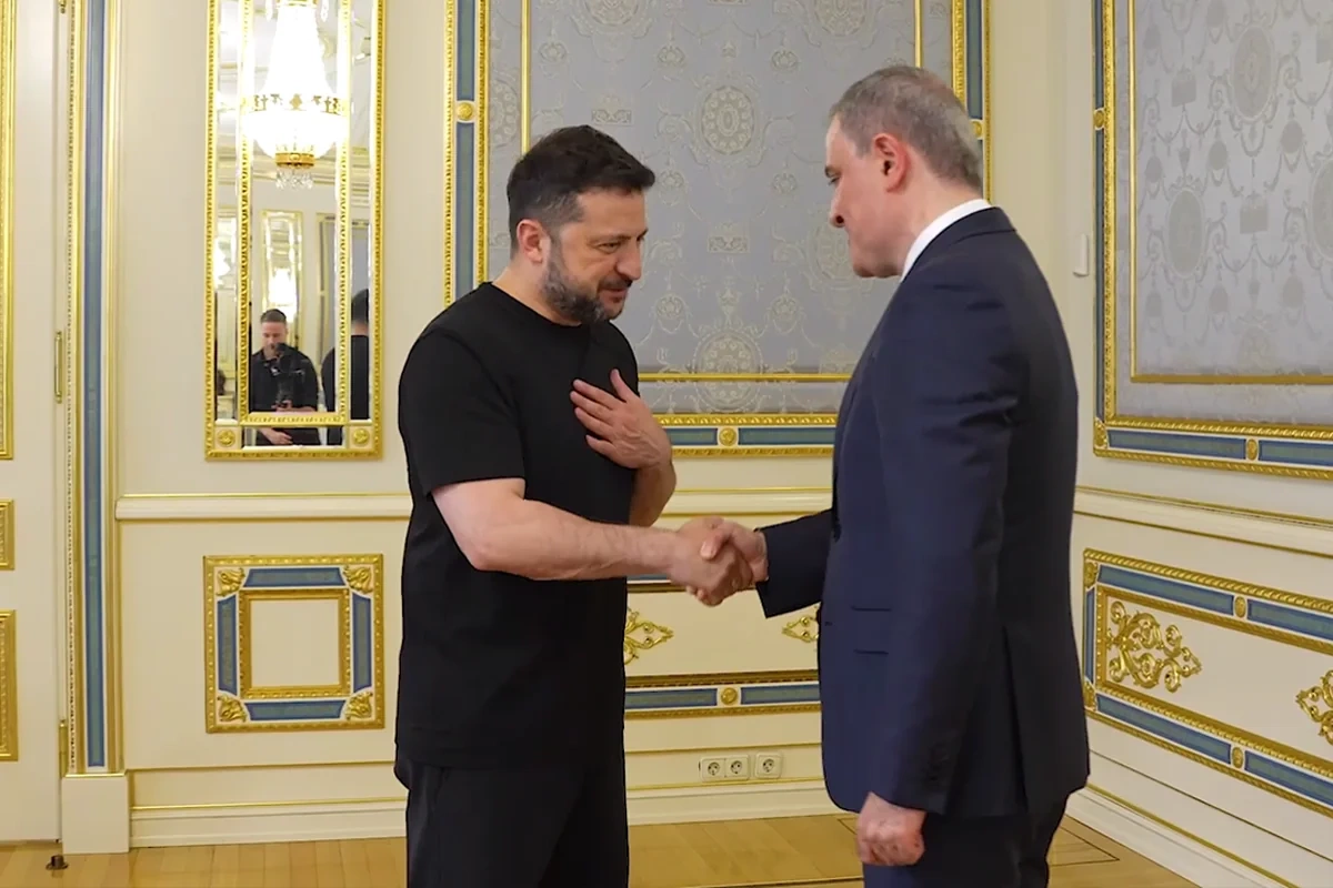 Ceyhun Bayramov Zelenskini Cənubi Qafqazda münaqişədən sonrakı reallıqlar barədə məlumatlandırıb