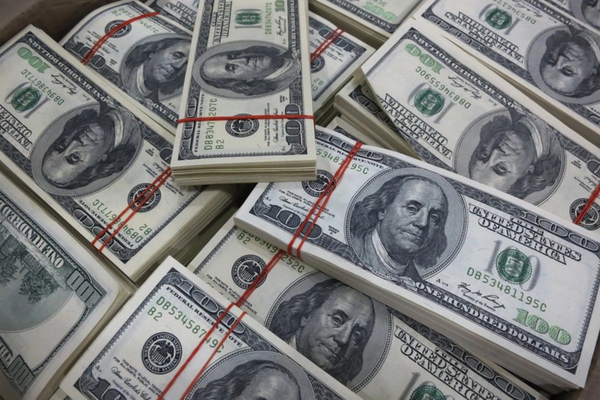 Dünyanın ən varlı adamlarının sərvəti son on ildə 33,9 trilyon dollar artıb Dünyanın ən varlı adamlarının sərvəti son on ildə 33,9 trilyon dollar artıb
