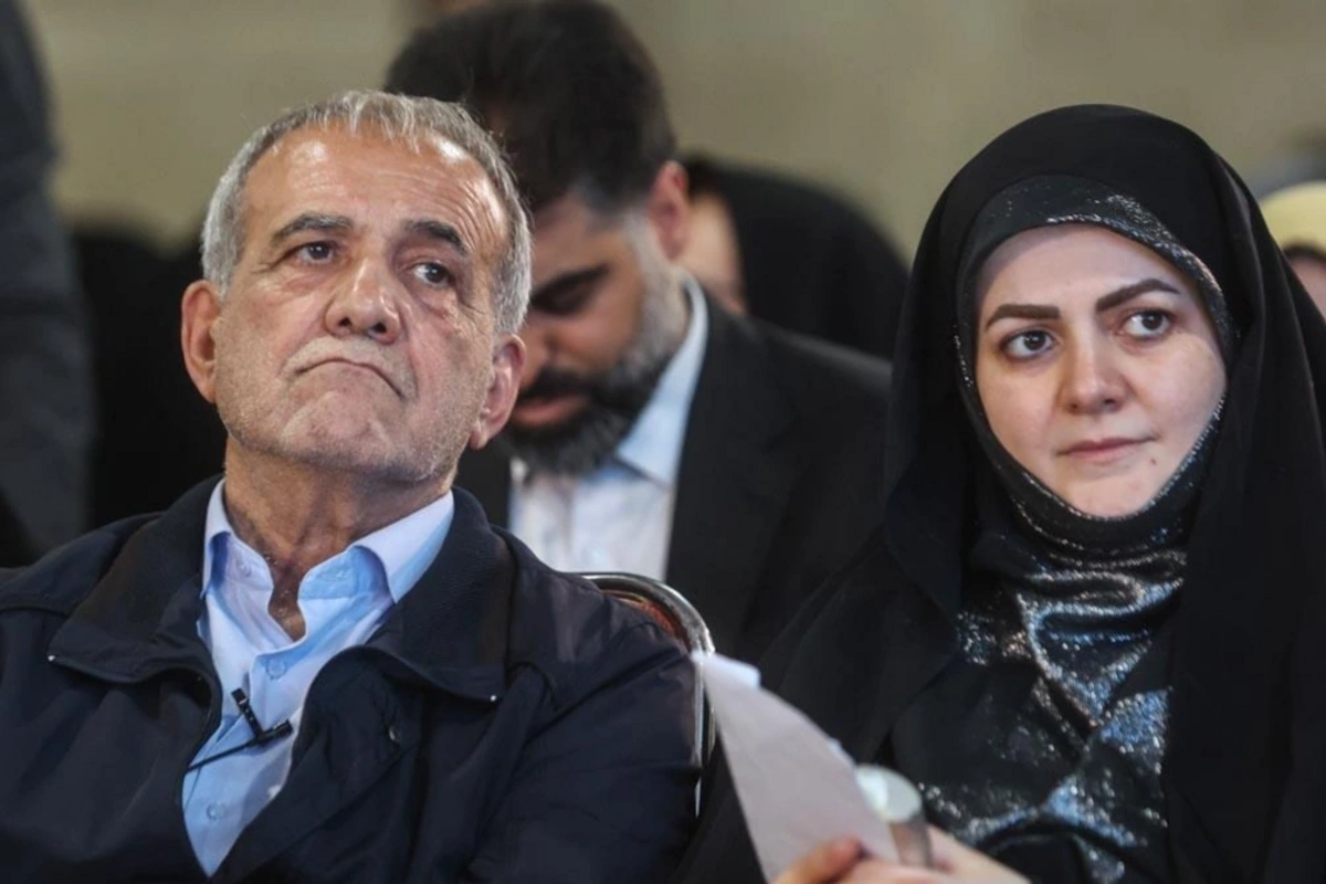 Дочь Пезешкиана прочитала стихотворение на азербайджанском языке в Баку