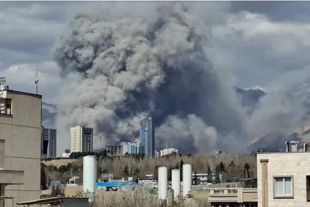 Tehranda SEPAH-ın qərargahı dağıdılıb