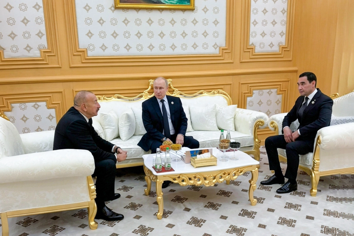 MDB dövlət başçıları görüşü çərçivəsində İlham Əliyev Vladimir Putin və Sərdar Berdiməhəmmədovla görüşüb
