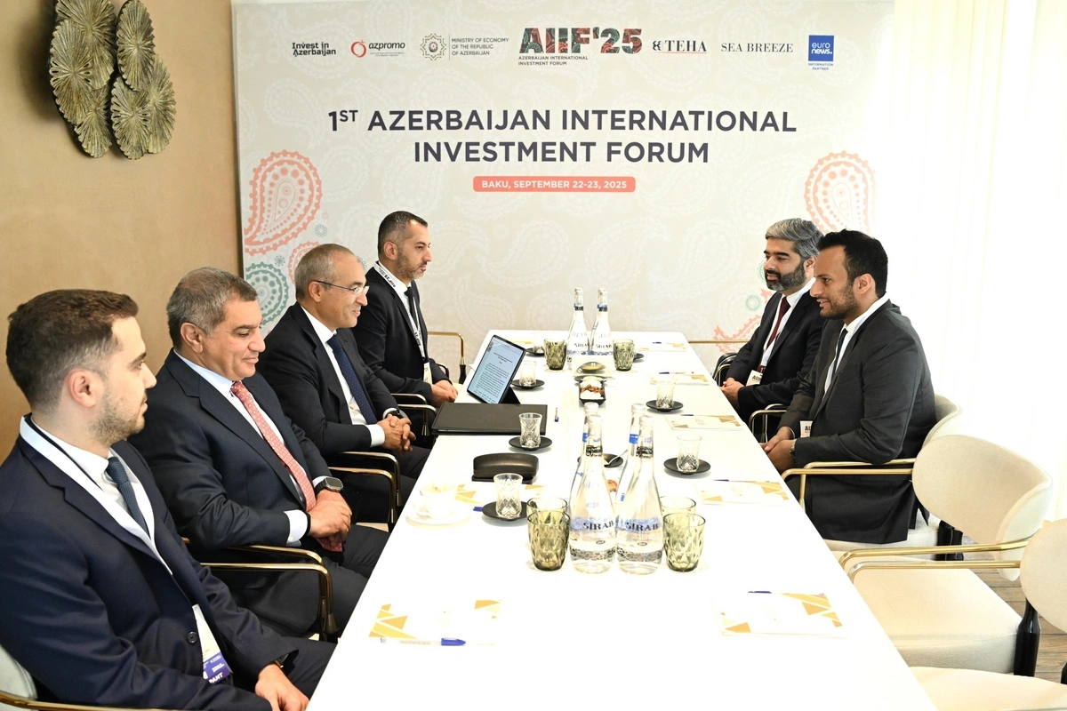 Mikayıl Cabbarov Nasir Al-Attiyah ilə görüşüb