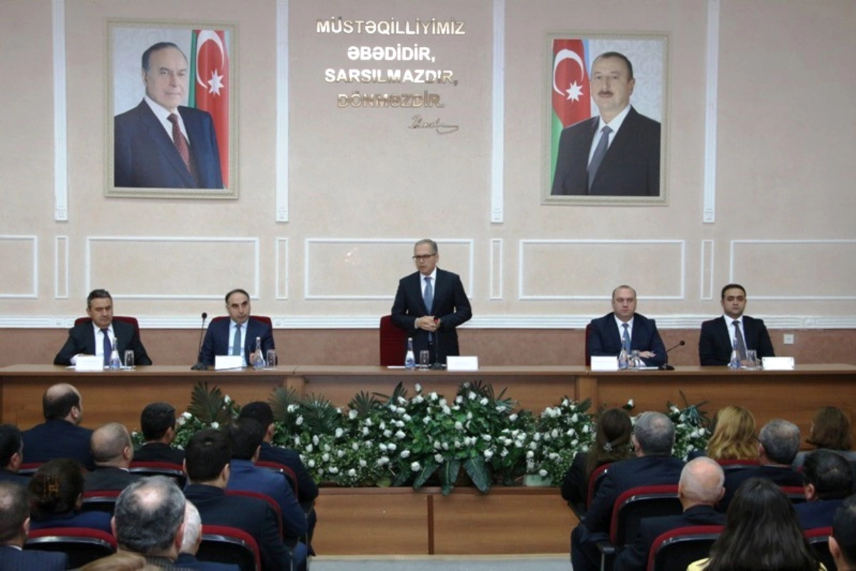 BŞİH: Qarlı havalara hazırlıqla bağlı müşavirələr başa çatıb, hər bir rayona cavabdeh şəxs təyin edib