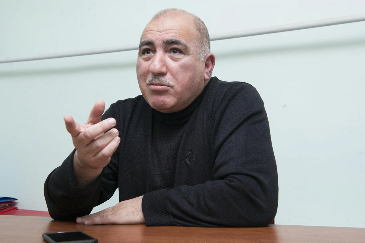 Pənah Hüseyn Partiya sədrliyindən istefa verib Pənah Hüseyn Partiya sədrliyindən istefa verib