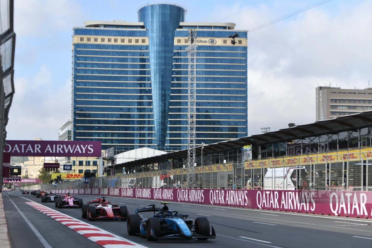 Formula 2 üzrə Azərbaycan Qran-prisində birinci əsas yarışın qalibi bəlli olub