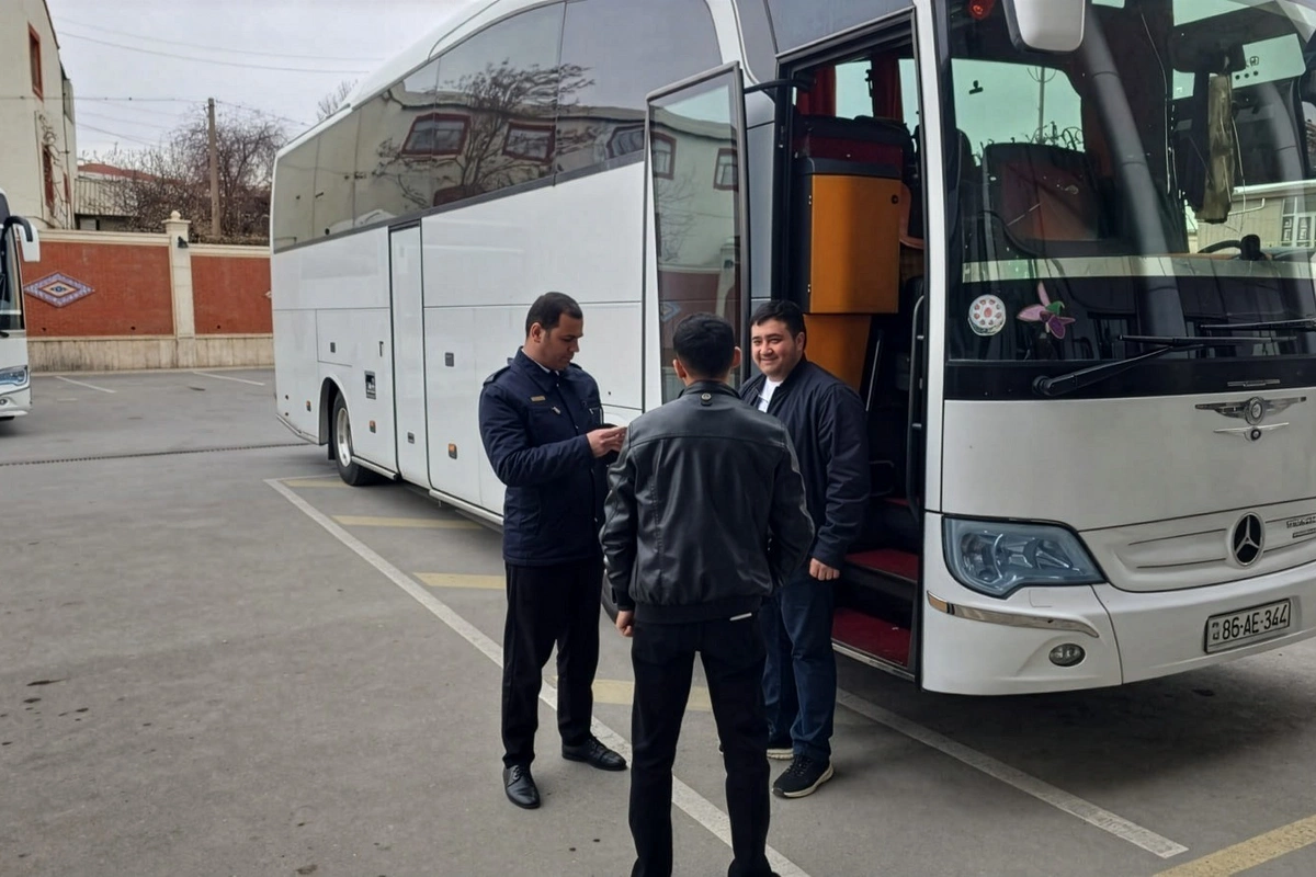 Naxçıvanla İğdır arasında sərnişindaşıma xüsusi avtobuslarla həyata keçirilir