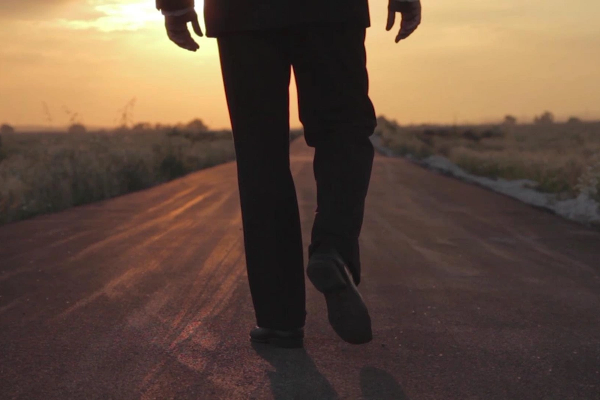 86 yaşlı kişi itkin düşüb