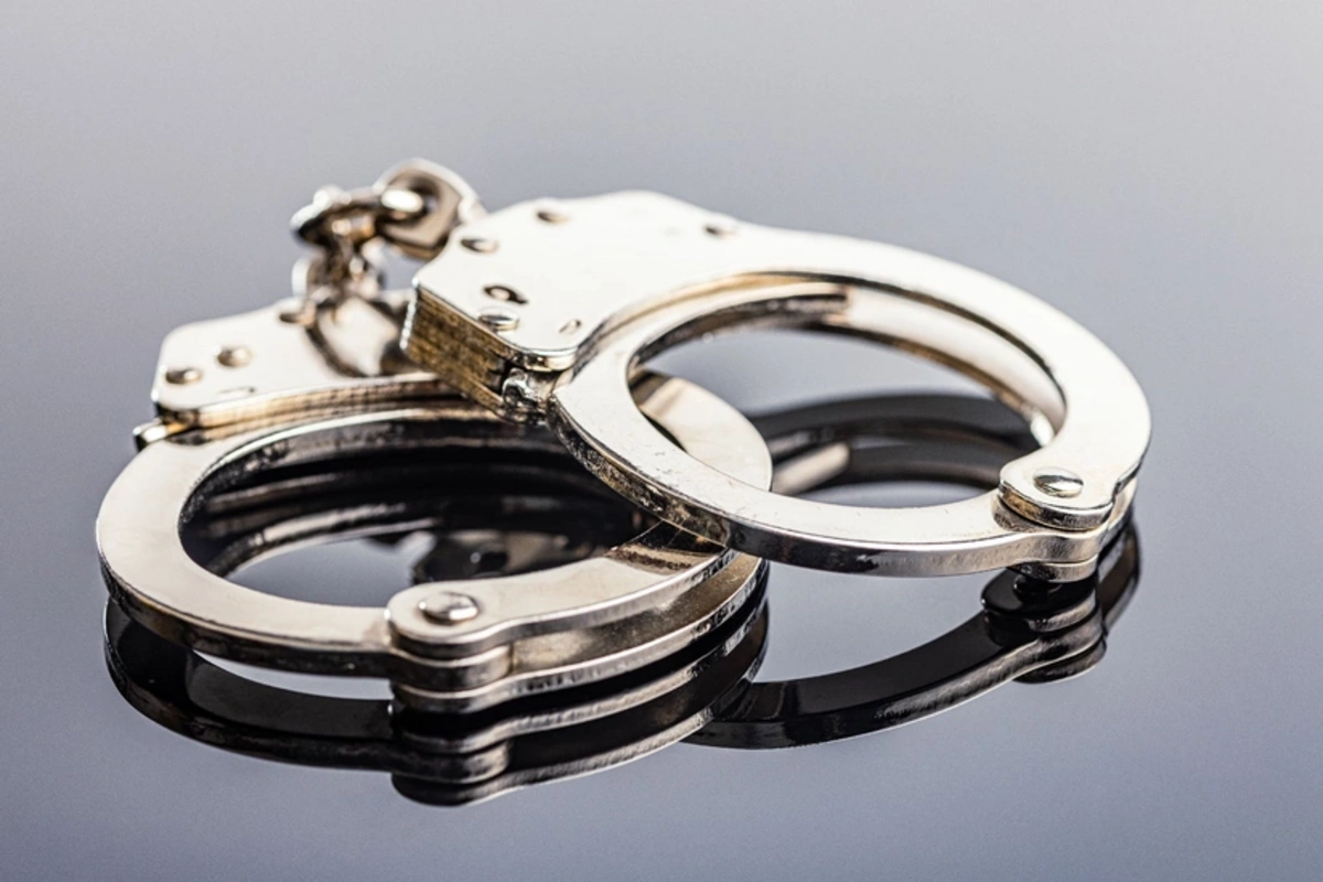 Sədərəkdə arvadını öldürməyə cəhd edən şəxs saxlanılıb, cinayət işi başlanılıb