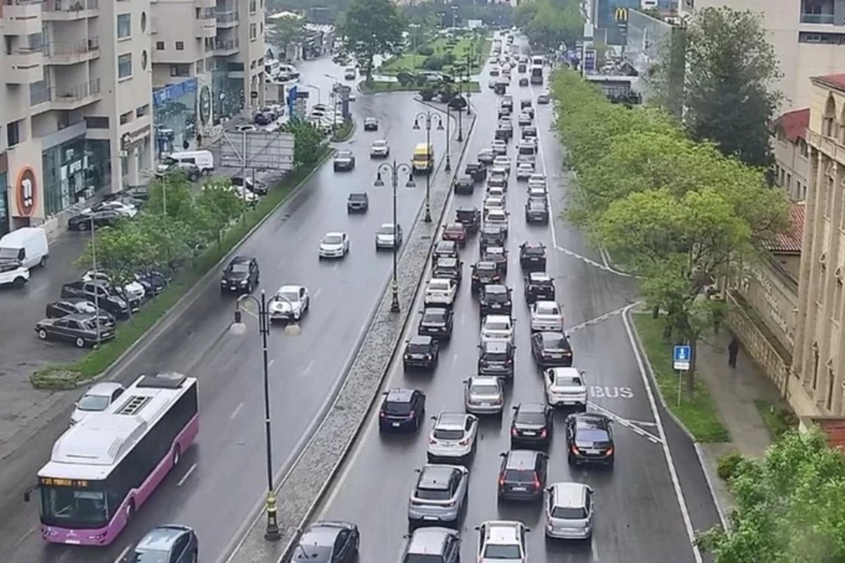 CIUT on traffic jams in Baku