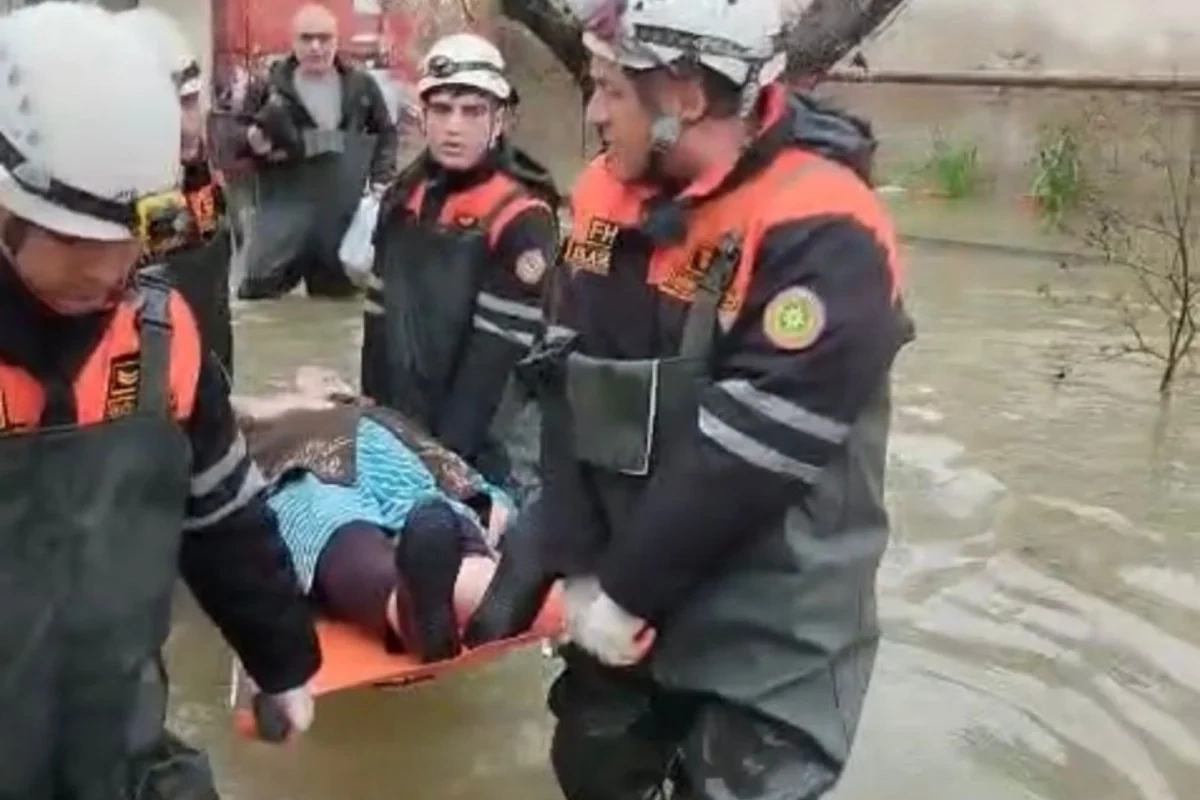 FHN: 36-sı azyaşlı olmaqla, 216 nəfər təhlükəsiz əraziyə təxliyə edilib