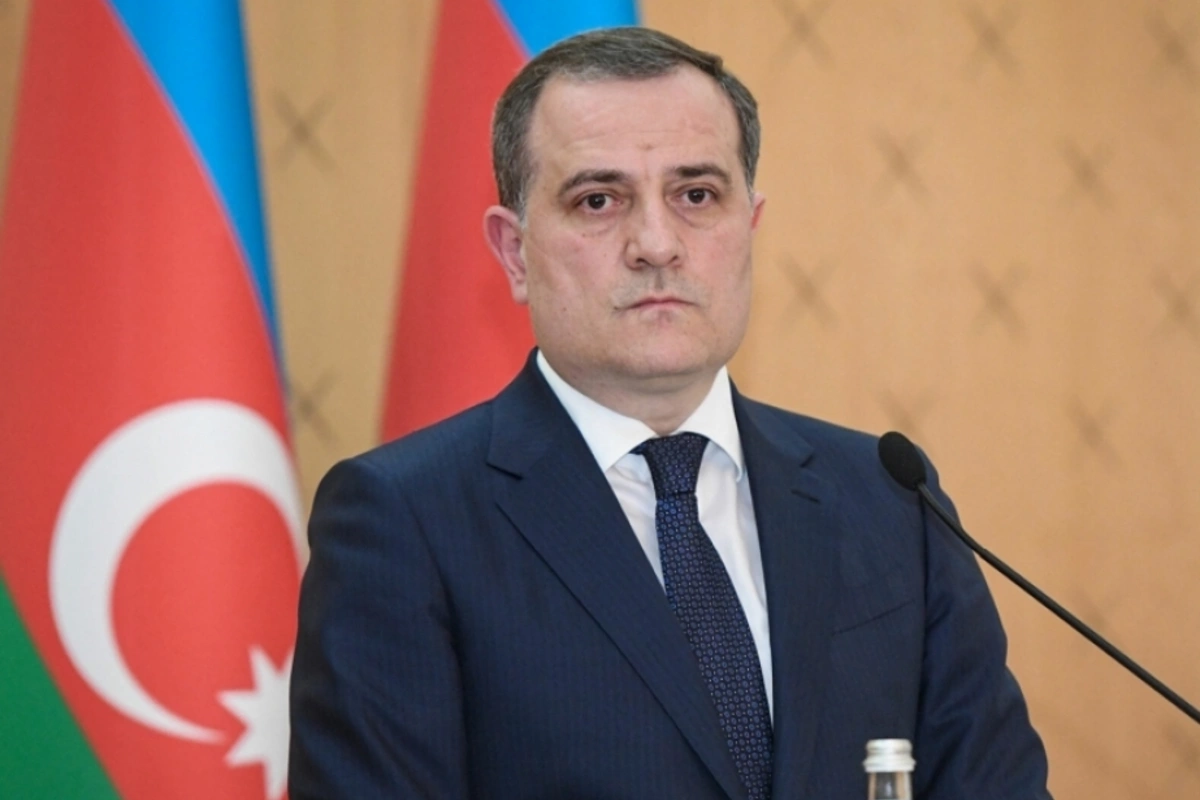 Ceyhun Bayramov: Biz real nəticələr verən, regional sabitliyi təmin edən çoxtərəfli sistemə sadiq qalırıq