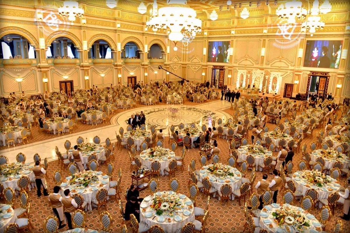 В Сумгайыте мужчина умер во время свадьбы