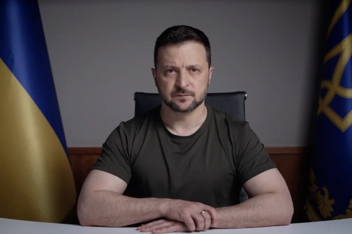 Zelensky: Ukraine struck an oil refinery in the Moscow region at a distance of about 500 km