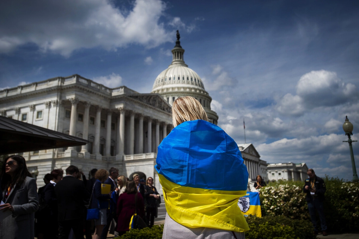 Трамп планирует депортировать сотни тысяч украинцев