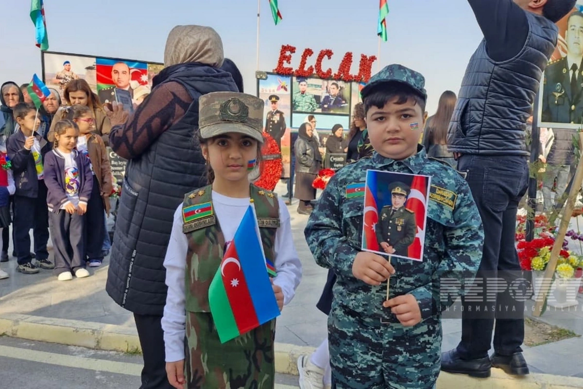 Naxçıvanda 8 Noyabr - Zəfər Günü ilə əlaqədar şəhid məzarları ziyarət edilir