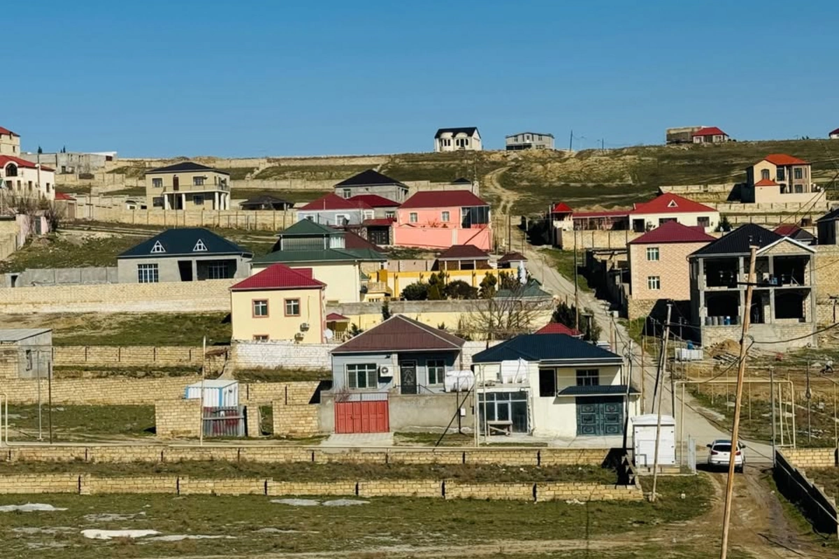 Özbaşına tikililərin sənədləşdirilməsi üzrə göstəricilər açıqlanıb