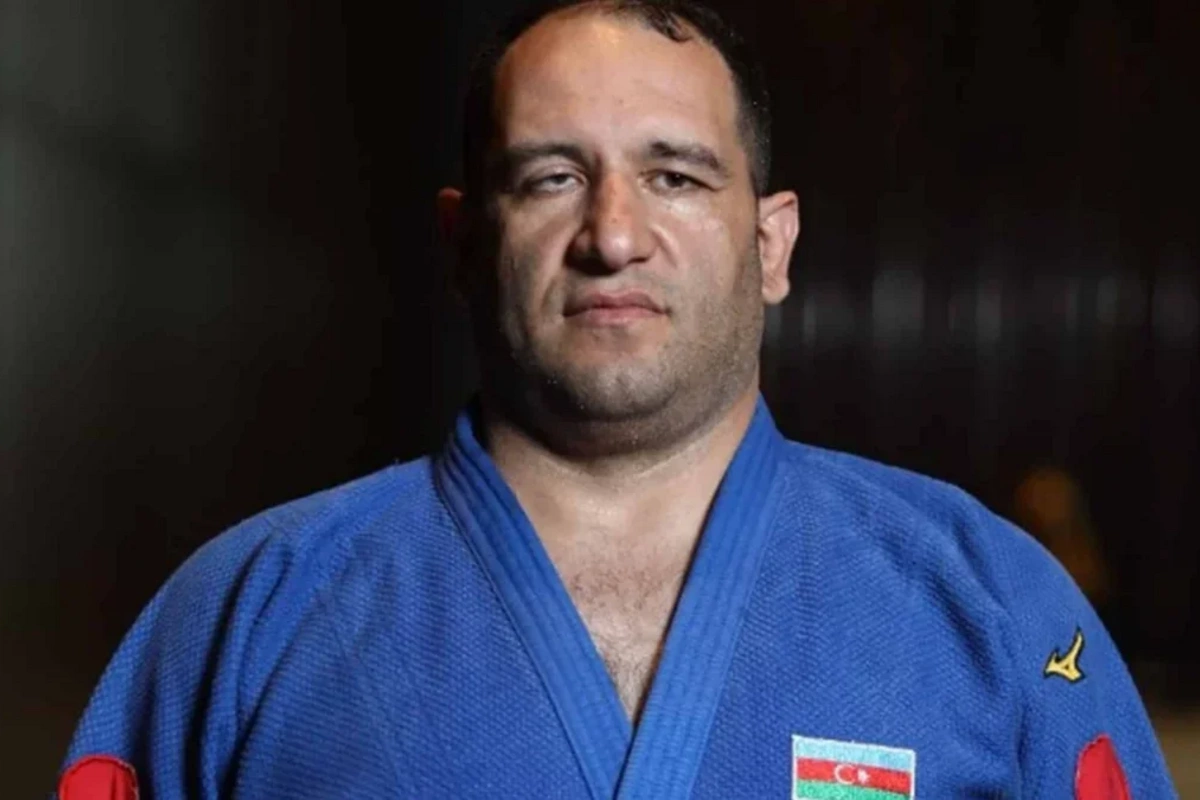 İlham Zəkiyev Avropa çempionatında finala vəsiqə qazanıb