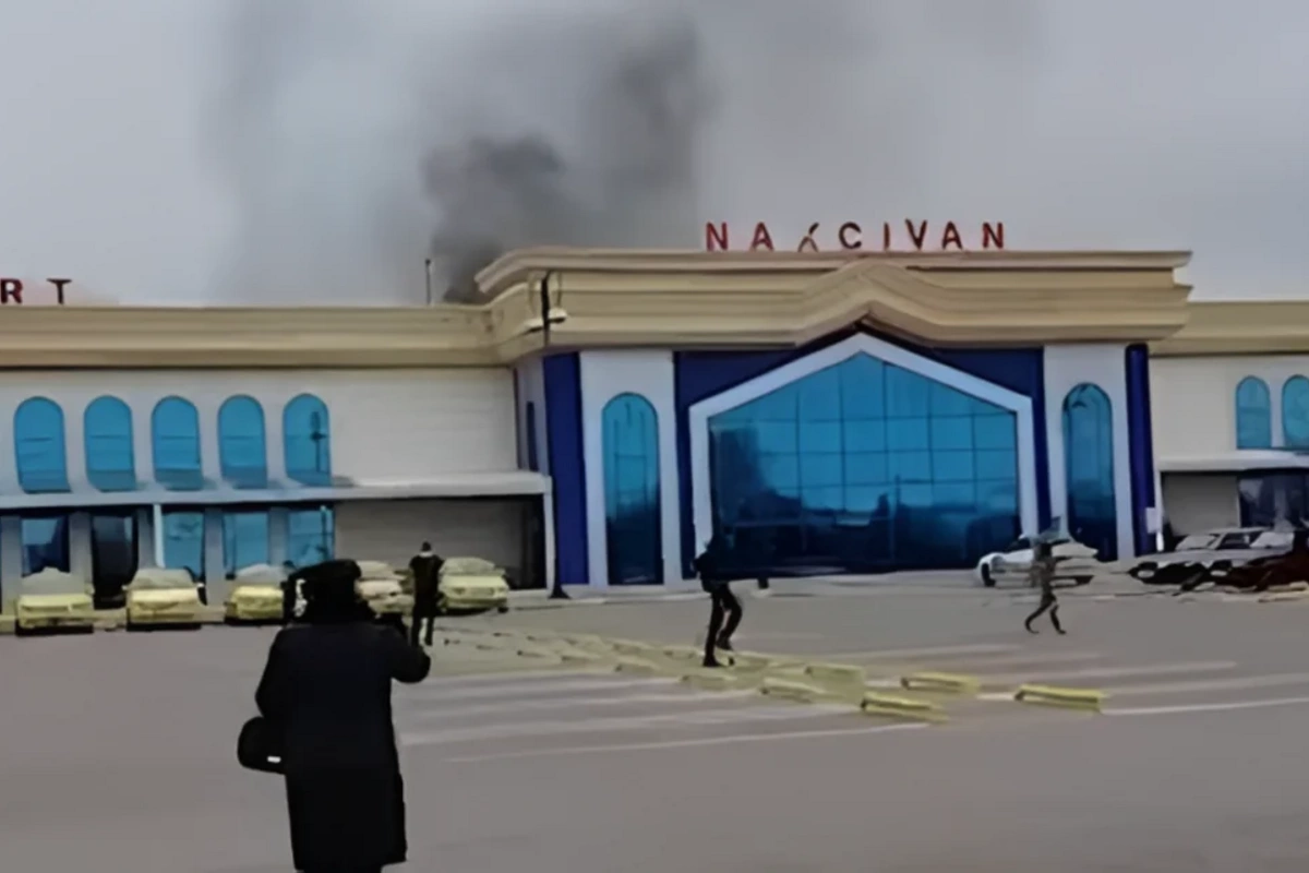 İran müharibə sonrası Azərbaycana meydan oxuyan siyasət izləmişdi - Molla rejimi özünü ifşa etdi