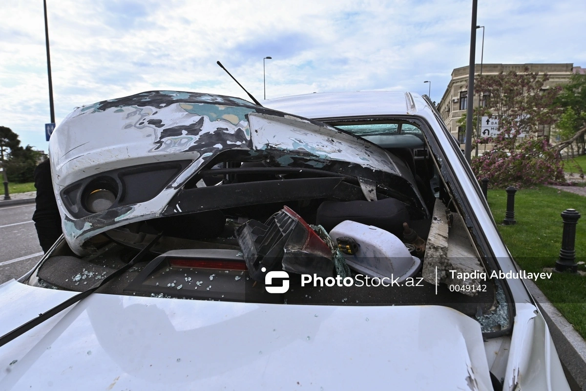 Тяжелое ДТП в Азербайджане: один человек погиб Тяжелое ДТП в Азербайджане: один человек погиб